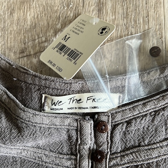 NWT Free People We The Free Grey Top. - Picture 8 of 8